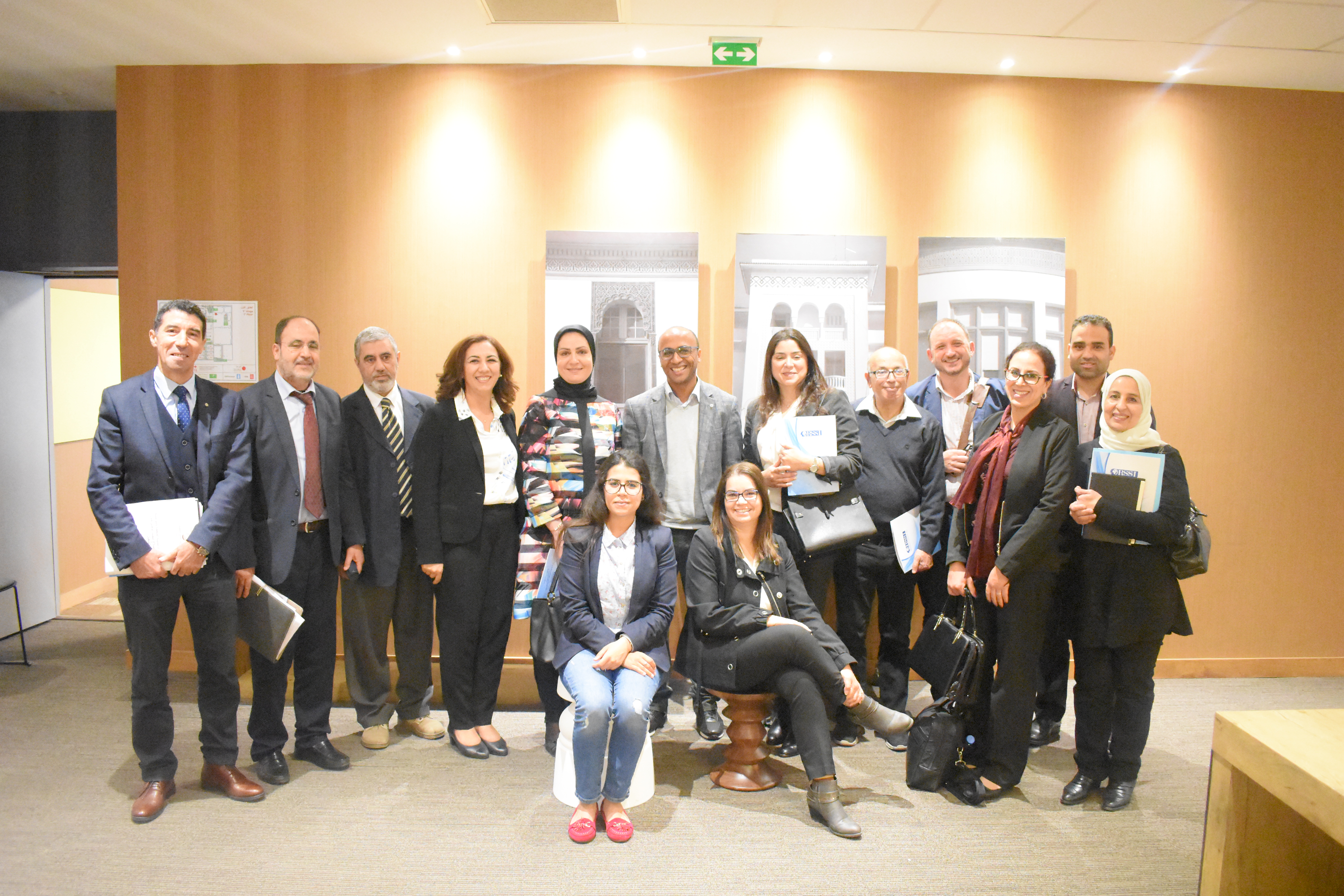 Lire la suite à propos de l’article Table ronde avec les représentants des départements ministériels sur : ” Jeune et Emploi Précaire au Maroc : analyse des centres d’appels ”